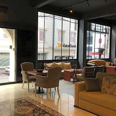 Safir Hotel 4*