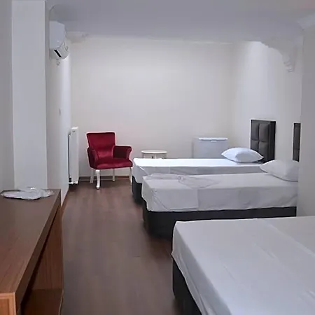 Hotel Safir 4*